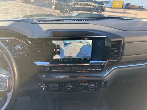 Used 2022 Chevrolet Silverado 1500 ZR2 w/ Technology Package image 20