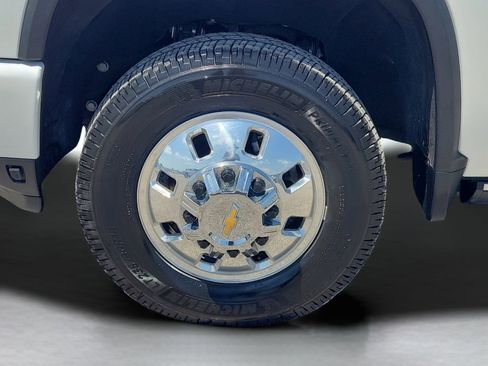 Certified 2024 Chevrolet Silverado 3500 High Country w/ High Country Premium Package AWD/4WD image 27