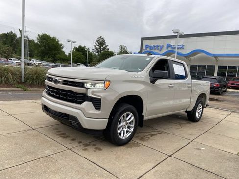 Used 2026 Chevrolet Silverado 1500 RST AWD/4WD image 8