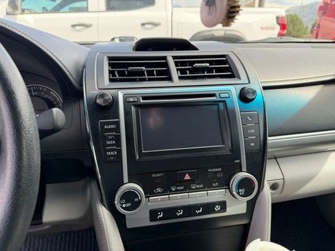 Used 2013 Toyota Camry LE FWD image 7