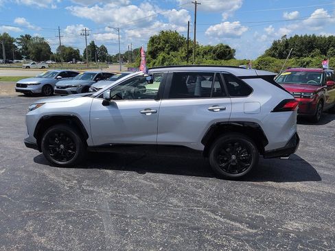 Used 2024 Toyota RAV4 SE w/ Weather Package AWD/4WD image 4