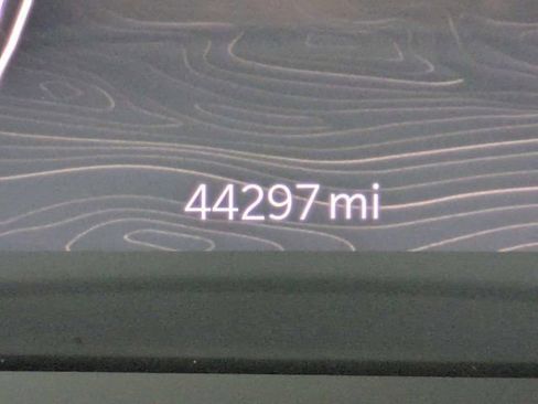 Used 2022 Jeep Grand Cherokee Limited w/ Luxury Tech Group II RWD image 31