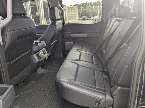 Used 2023 Ford F250 Lariat w/ Sport Appearance Package image 14