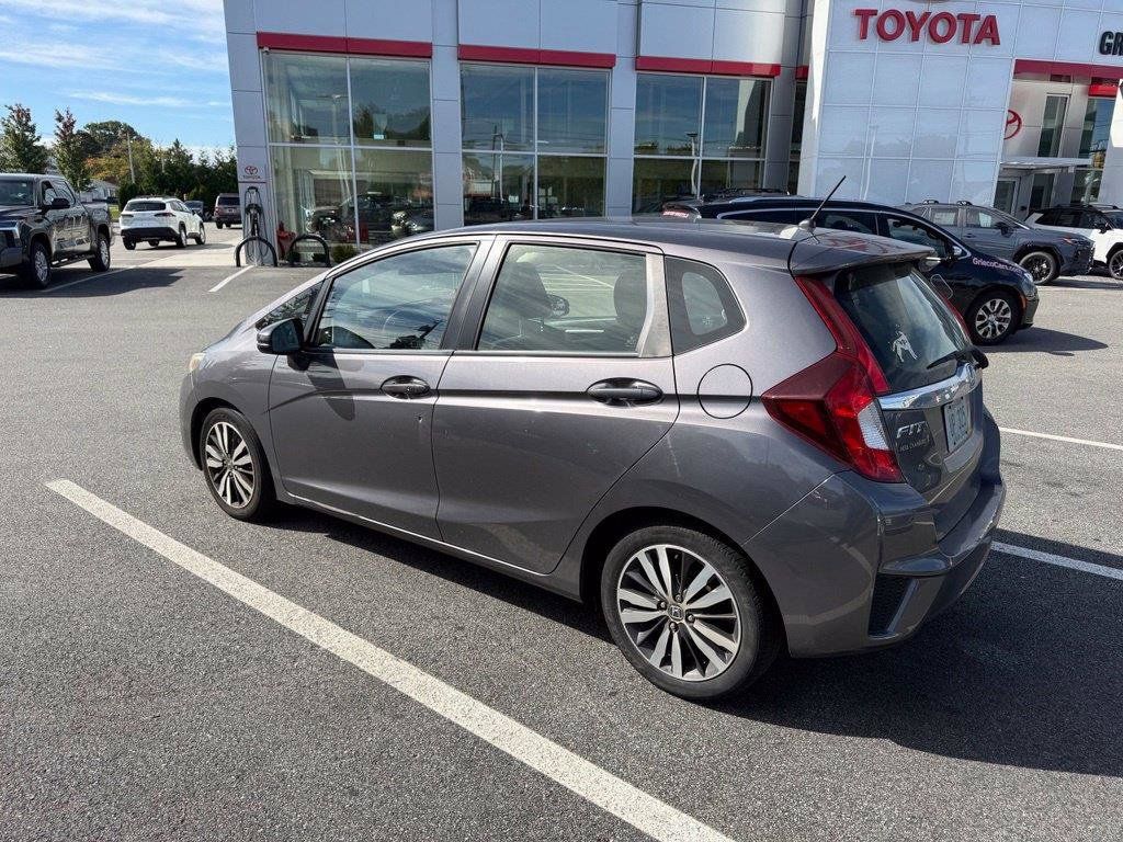 Used 2017 Honda Fit EX image 4