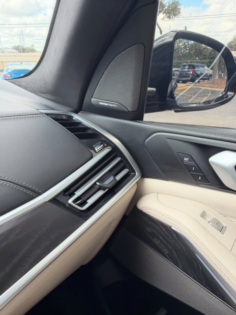 Used 2019 BMW X7 xDrive40i w/ Premium Package AWD/4WD image 32