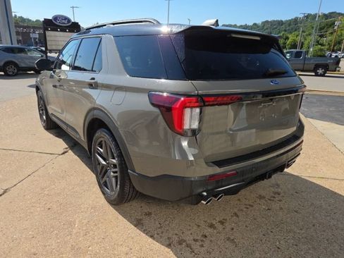 New 2026 Ford Explorer ST w/ Sun And Sound Package AWD/4WD image 5