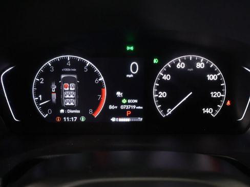 Used 2024 Honda Pilot Touring image 4