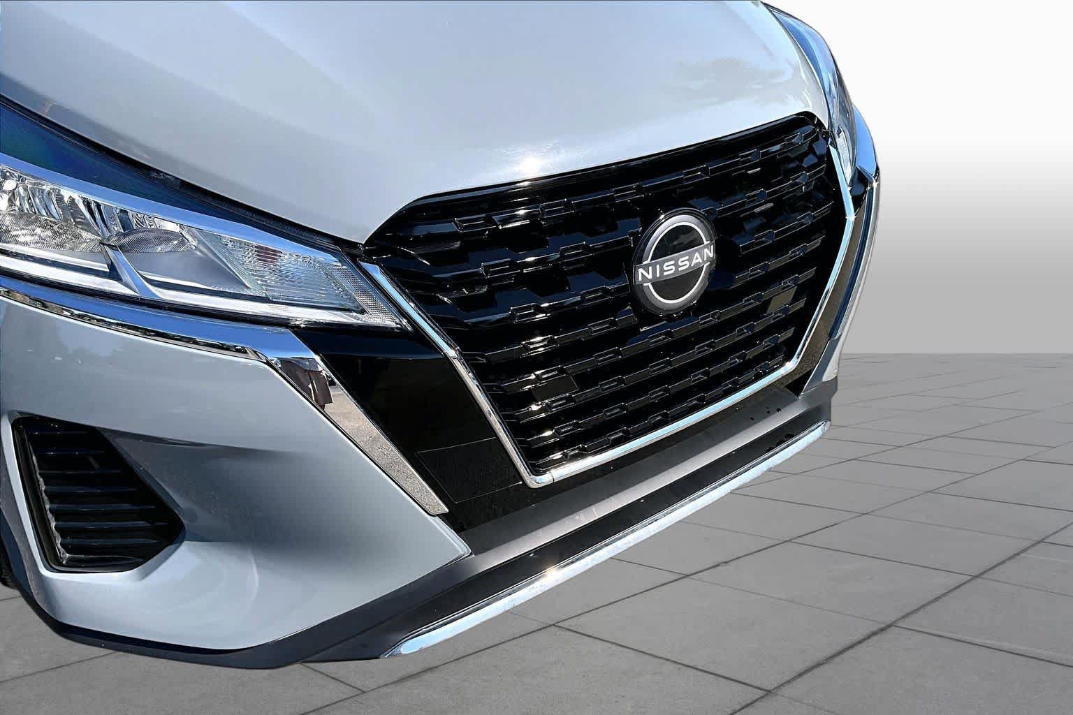 Used 2024 Nissan Kicks SV FWD image 29