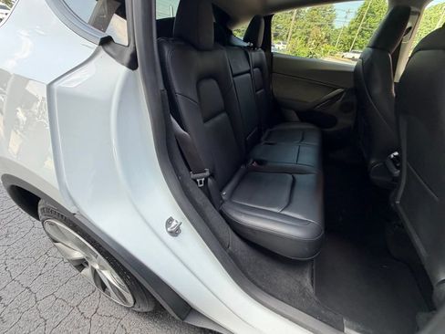 Used 2023 Tesla Model Y Long Range AWD/4WD image 34