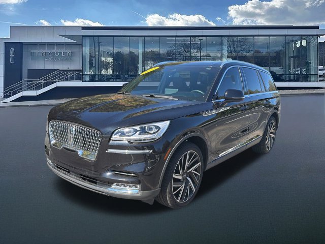 Used 2024 Lincoln Aviator Reserve w/ Equipment Group 201A AWD/4WD image 3