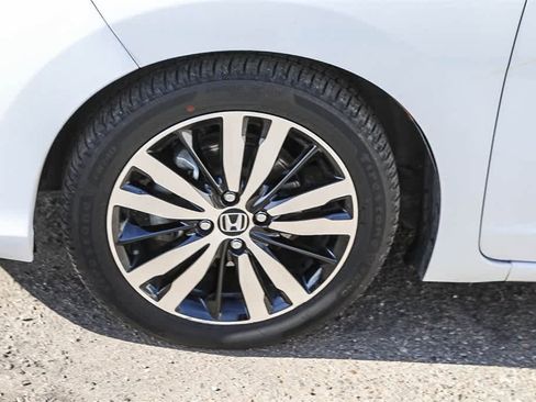 Used 2019 Honda Fit EX image 8