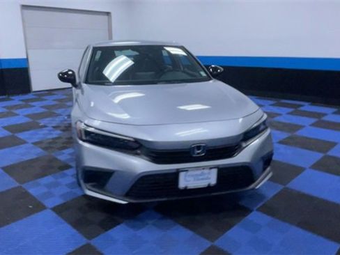 Certified 2023 Honda Civic Sport image 3