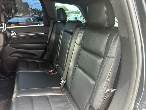 Used 2019 Jeep Grand Cherokee Limited image 24