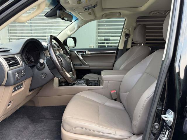 Used 2021 Lexus GX 460 Premium w/ Premium Package AWD/4WD image 20