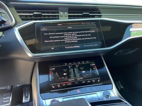 Used 2022 Audi RS 7 Sportback w/ Black Optic Package image 28