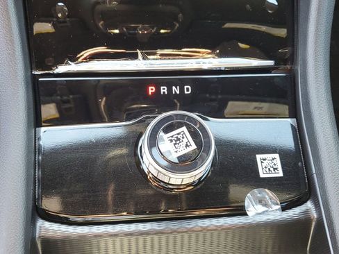 New 2025 Jeep Grand Cherokee Altitude image 23