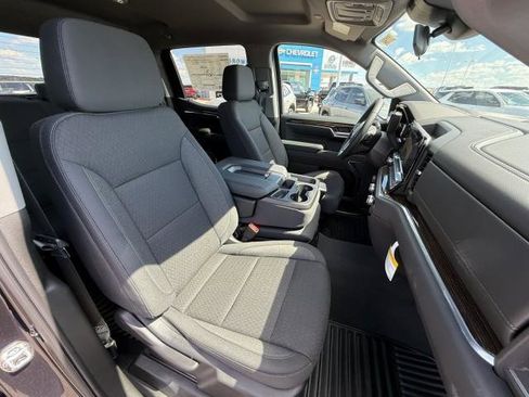 New 2026 GMC Sierra 1500 SLE image 24