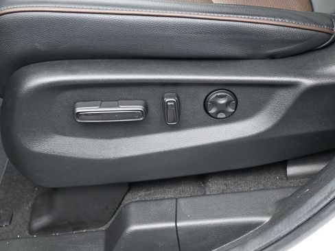 Used 2025 Honda Odyssey Elite image 12