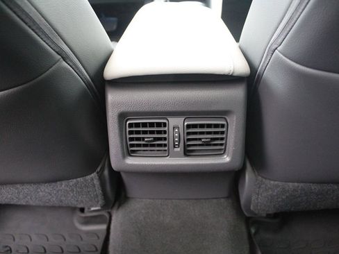 Used 2019 Toyota Camry XLE w/ Driver Assist Package image 28