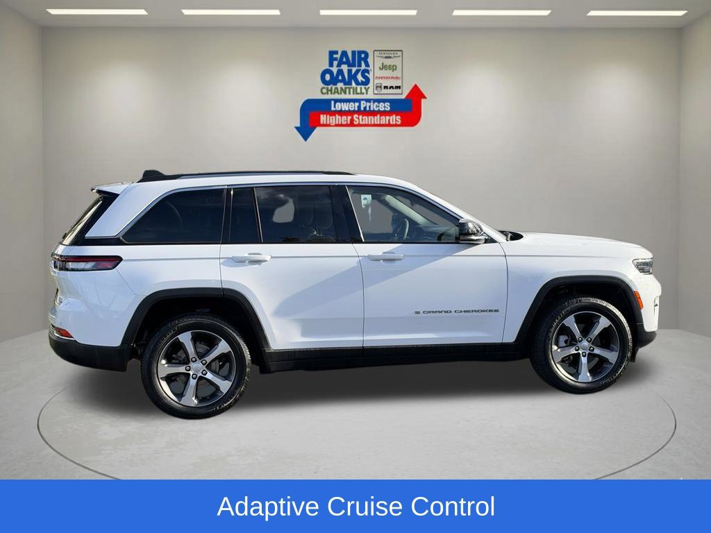 Used 2023 Jeep Grand Cherokee Limited AWD/4WD image 7