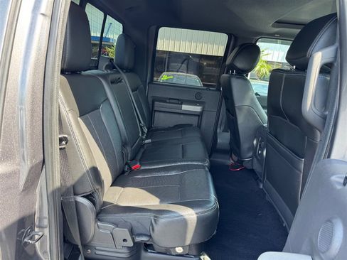 Used 2014 Ford F250 Lariat w/ Lariat Ultimate Package AWD/4WD image 21