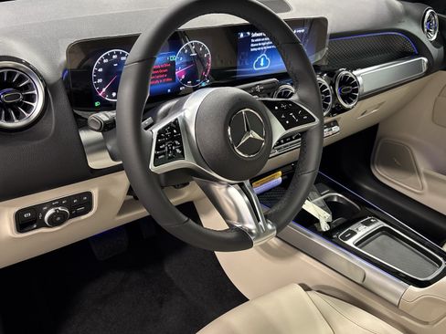 New 2026 Mercedes-Benz GLB 250 image 15