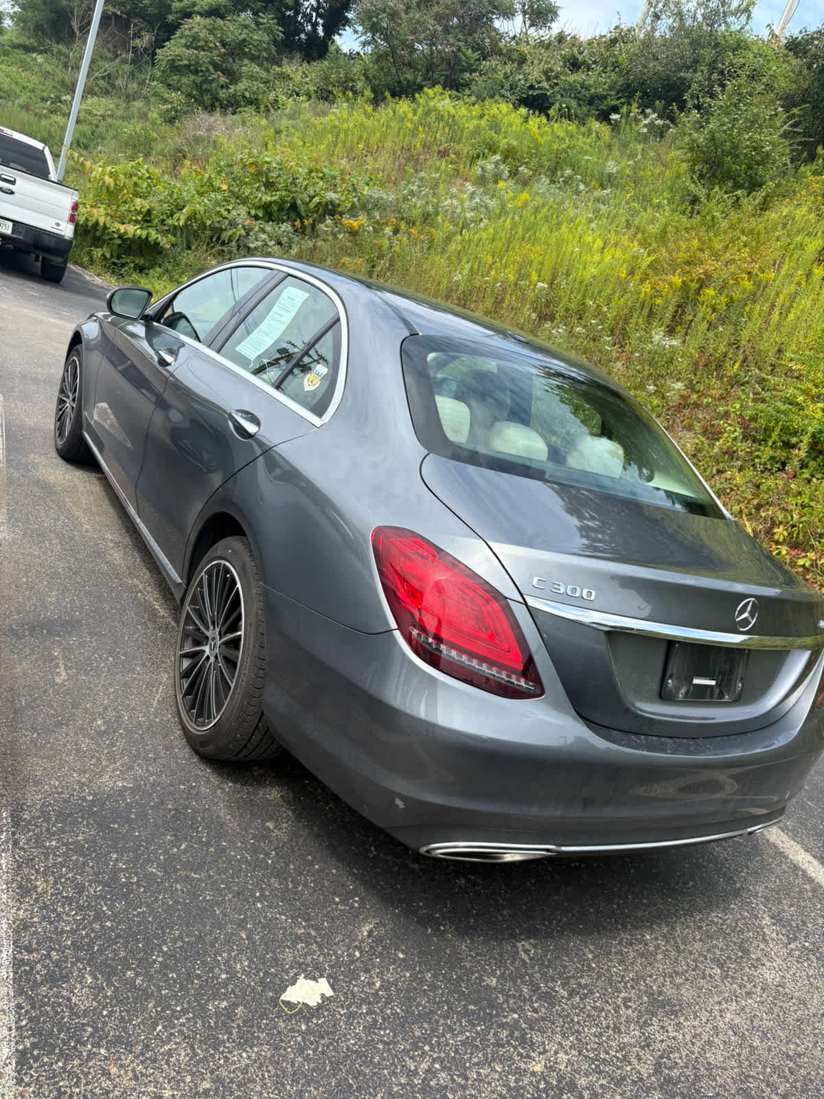Used 2021 Mercedes-Benz C 300 4MATIC Sedan image 3