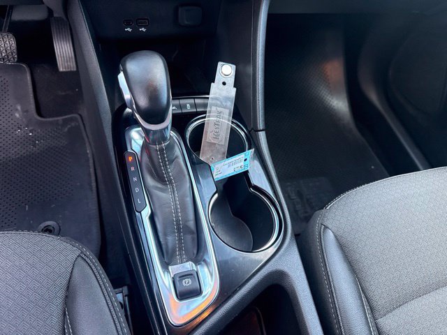 Used 2025 Buick Encore GX Preferred AWD/4WD image 19