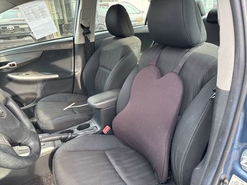 Used 2013 Toyota Corolla S image 9