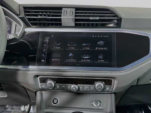 Certified 2025 Audi Q3 2.0T Premium Plus w/ Premium Plus Package image 13