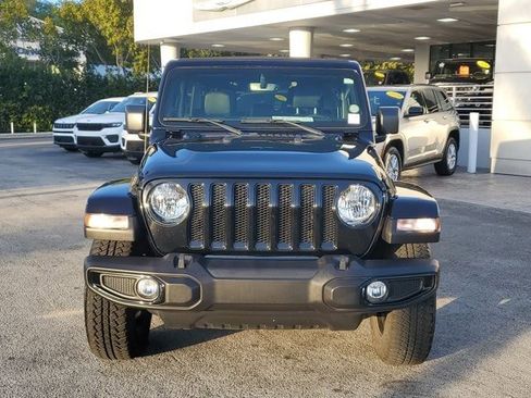 Used 2021 Jeep Wrangler Unlimited Sahara image 2