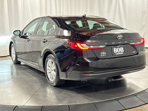 Used 2025 Toyota Camry LE FWD image 10