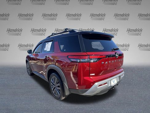 Used 2023 Nissan Pathfinder SL w/ SL Premium Package image 8