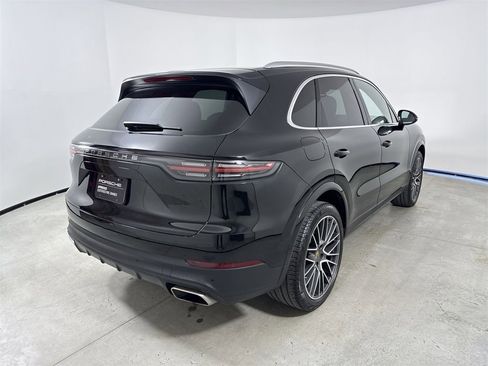 Certified 2019 Porsche Cayenne image 7