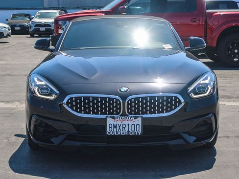 Used 2019 BMW Z4 sDrive30i w/ Convenience Package RWD image 2