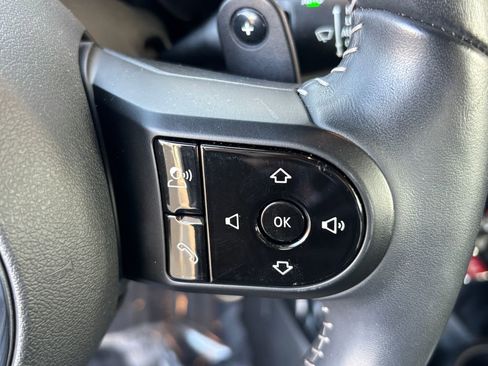 Used 2024 MINI Cooper S image 19