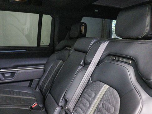Used 2023 Rivian R1S Adventure AWD/4WD image 20
