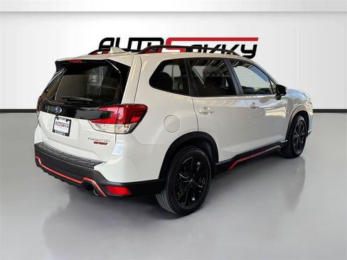 Used 2023 Subaru Forester Sport image 7
