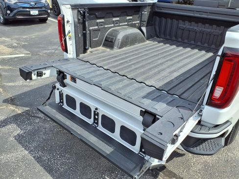 Used 2021 GMC Sierra 1500 Denali w/ Driver Alert Package II AWD/4WD image 31