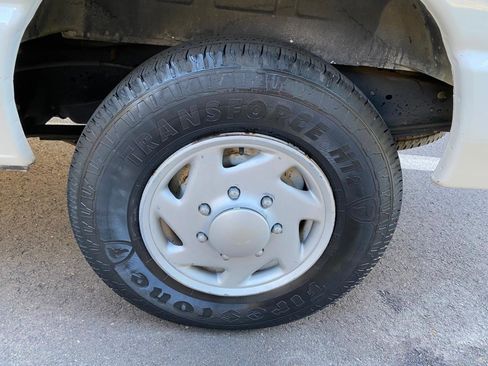 Used 2013 Ford E-250 and Econoline 250 w/ PWR Group image 19