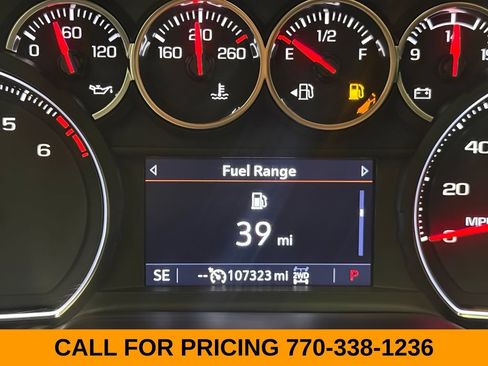 Used 2021 Chevrolet Suburban RST w/ Rear Media and Nav Package AWD/4WD image 23