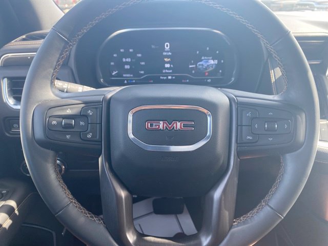 Used 2023 GMC Yukon XL AT4 AWD/4WD image 19
