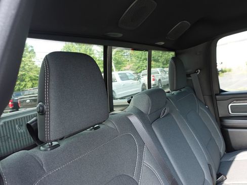 Used 2023 RAM 1500 Big Horn AWD/4WD image 32
