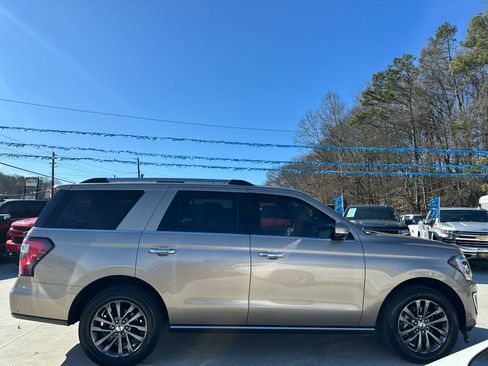 Used 2020 Ford Expedition Limited w/ Equipment Group 301A RWD image 8