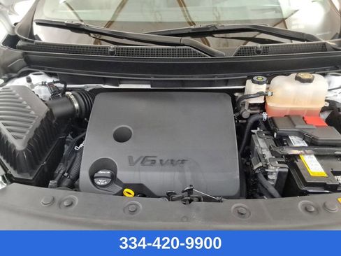 Used 2024 Buick Enclave Premium image 32