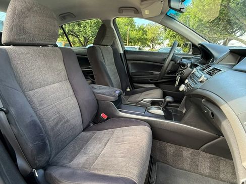 Used 2009 Honda Accord LX-P image 17