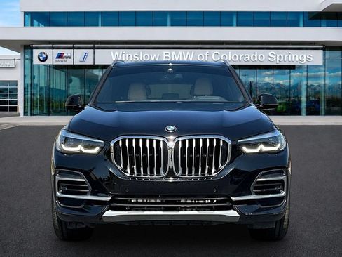 Used 2022 BMW X5 xDrive40i w/ Parking Assistance Package AWD/4WD image 2