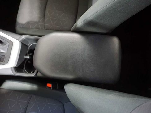 Used 2024 Toyota RAV4 XLE image 19