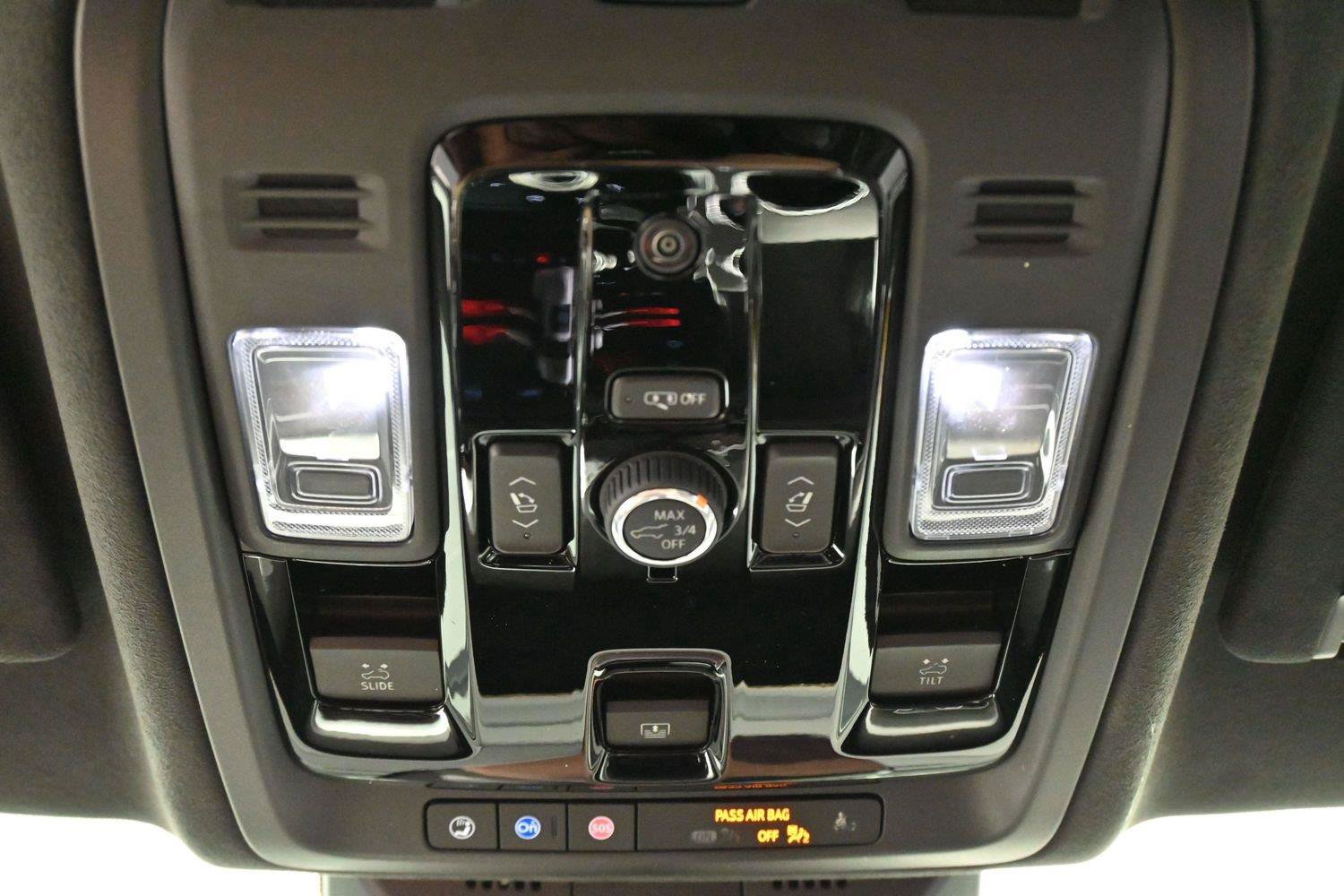 Used 2025 Cadillac Escalade V w/ LPO, ONYX Package AWD/4WD image 29
