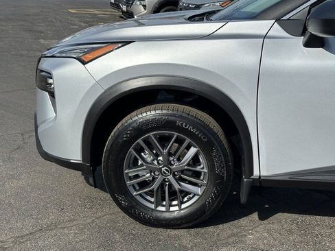 Certified 2025 Nissan Rogue S image 7